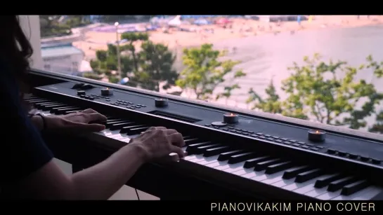 LEstrie · Alain Morisod  performed on piano by Vikakim.