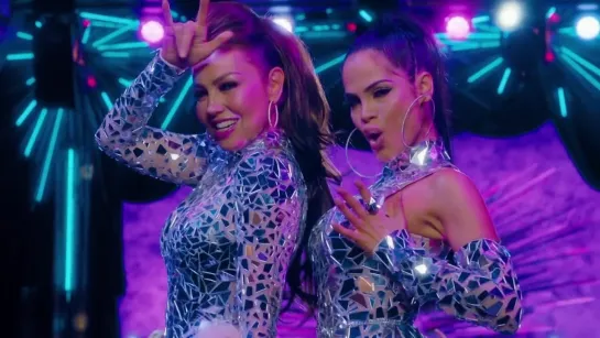 Thalía, Natti Natasha - No Me Acuerdo