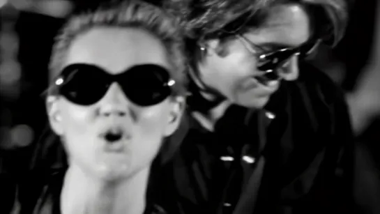 Roxette - Fingertips '93 (Official Promo video) © 1993