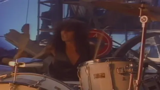 Mötley Crüe - Dr. Feelgood (Official Music Video) © 1989