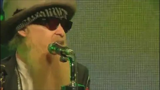 ZZ Top - Chartreuse (Live at the Montreux Jazz Festival in Switzerland on 10 July 2013)