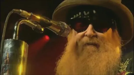 ZZ Top - My Head's in Mississippi (Live at the Montreux Jazz Festival in Switzerland on 10 July 2013)