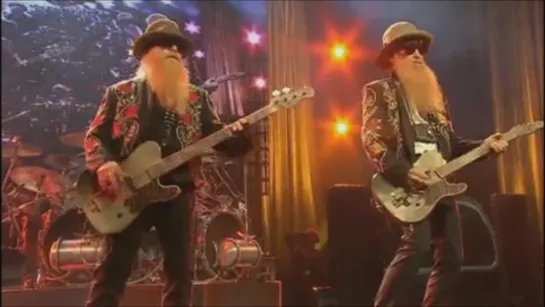 ZZ Top - Waitin for the Bus / Jesus Just Left Chicago (Live at the Montreux Jazz Festival in Switzerland on 10 July 2013)