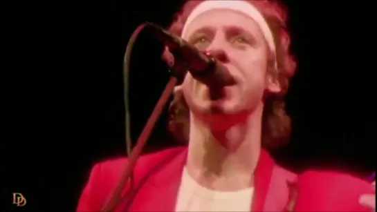 Dire Straits - Two Young Lovers (Live at the Hammersmith Odeon in London on 22–23 July 1983)