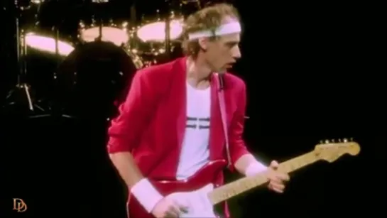 Dire Straits - Sultans of Swing (Live at the Hammersmith Odeon in London on 22–23 July 1983)