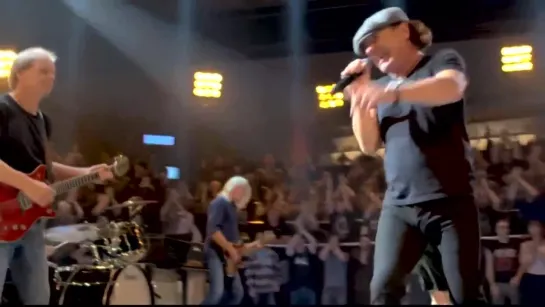 AC/DC - Rock or Bust (Official Music Video) © 2014