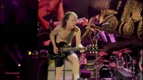 AC/DC - You Shook Me All Night Long (Live at Plate Stadium in Buenos Aires, Argentina on December 2009)