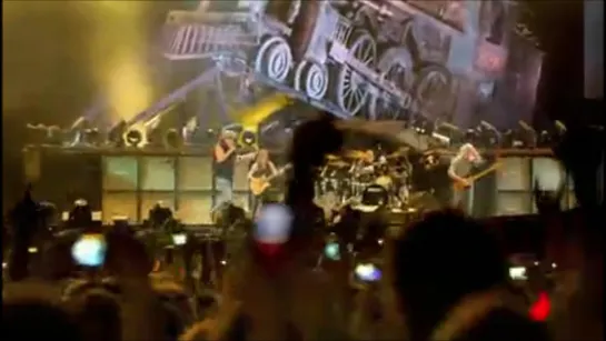 AC/DC - Rock 'n' Roll Train (Live at Plate Stadium in Buenos Aires, Argentina on December 2009)