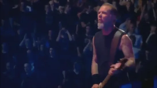 Metallica - Whiplash (Live at the Colisée Pepsi in Quebec City, Canada on 31 October and 1 November 2009)