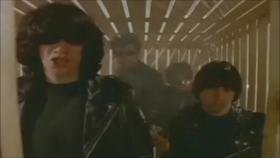 Ramones - Howling at the Moon (Sha-La-La) (Official Music Video) © 1984