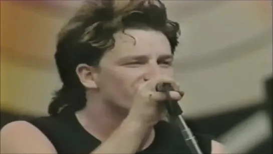 U2 -  I Will Follow (Live at Glen Helen Regional Park in San Bernardino, California, US on 30 May 1983)