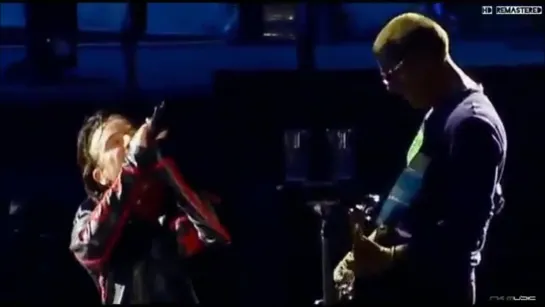 U2 - Out of Control (Live at Slane Castle in County Meath, Ireland on 1 September 2001)