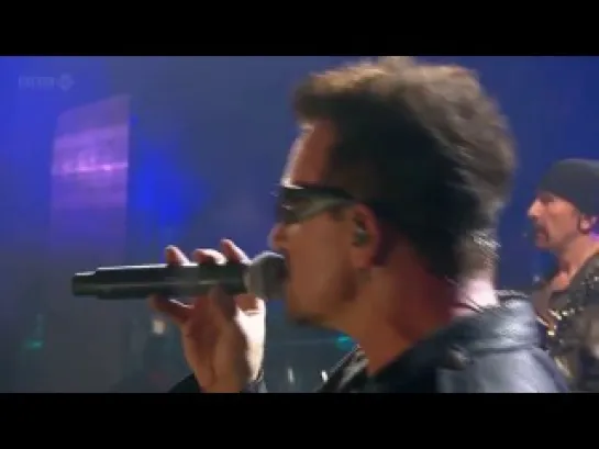 U2 - Beautiful Day - Glastonbury 2011 [HD]