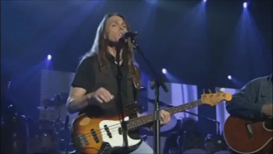 Eagles - Love Will Keep Us Alive (Live at the Rod Laver Arena in Melbourne, Australia on 15 November 2004)