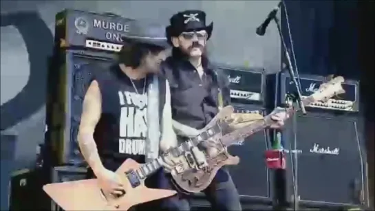 Motörhead - Going to Brazil / Ace of Spades (Live at Glastonbury Festival in Worthy Farm, Pilton, England on 26 June 2015)