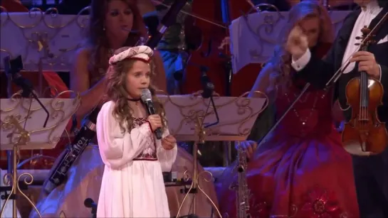 Amira Willighagen and André Rieu