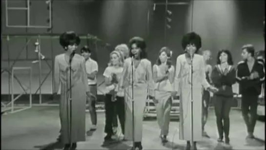 The Supremes Live at the Santa Monica Civic Auditorium on October 28 1964