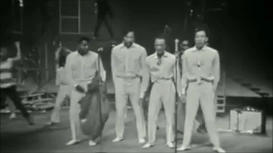 The Miracles - Mickey's Monkey (T.A.M.I. Show 1964)