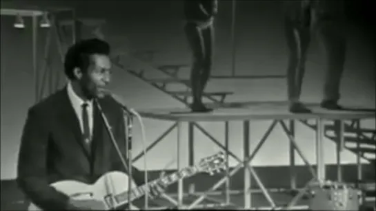 Chuck Berry - Johnny B. Goode (T.A.M.I. Show 1964)