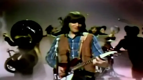 Creedence Clearwater Revival - Green River (Official Promo Video) © 1969