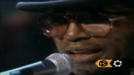 Bo Diddley - Bo Diddley Is Crazy (Later with Jools Holland June 1996)