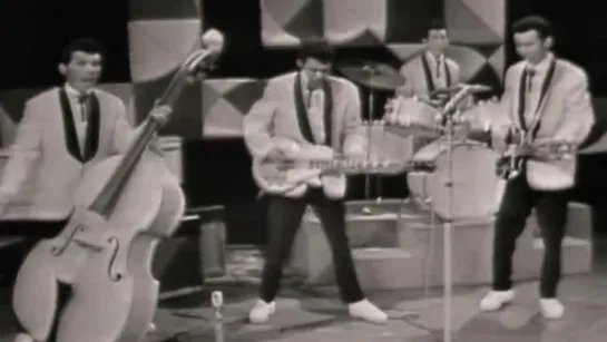 Tielman Brothers - Rollin Rock (Live TV show 1960)