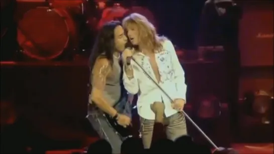 Whitesnake - Bad Boys (Live at the Hammersmith Apollo in London, UK on 20 October 2004)