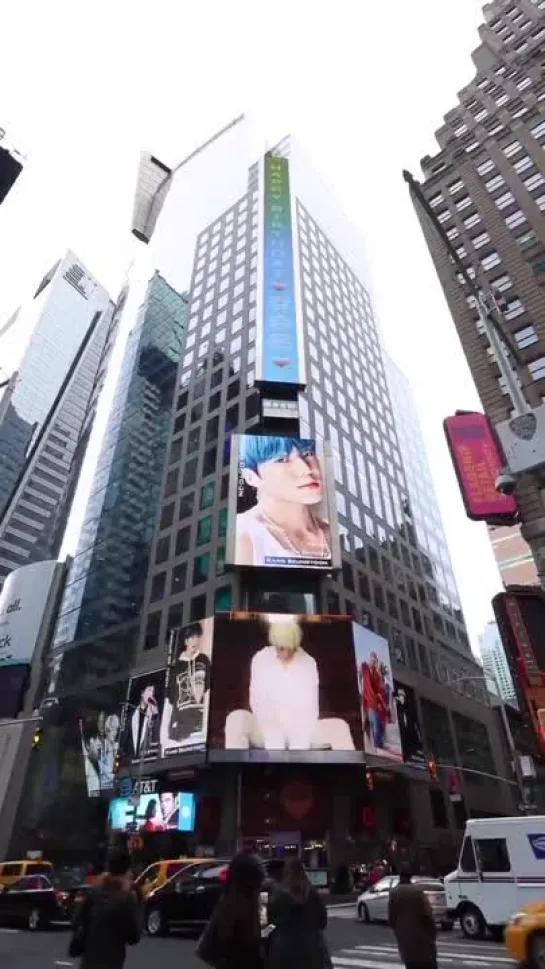 Birthday Support for Seungyoon LED screens in Time Square