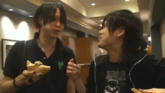 Tatsuro (MUCC) &  Satoshi (Girugamesh)