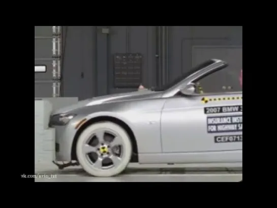 BMW 3 2007 series convertible moderate overlap IIHS crash test