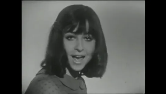 Vicky Leandros - Lamour est bleu (extract, France, 1968) [Low, 360p]