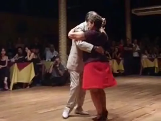 Osvaldo y Coca Campeones de Tango Salon 2004