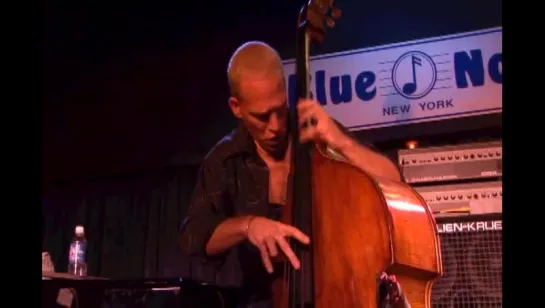 Avishai Cohen - Live At The Blue Note NYC (2006)