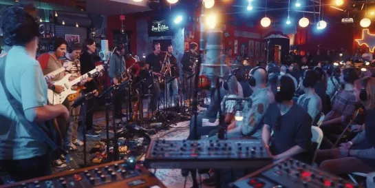 Snarky Puppy - Pineapple (Empire Central)