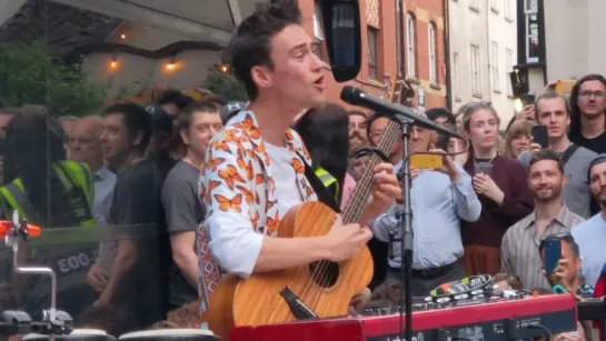 Jacob Collier - The Sun Is In Your Eyes - Lean On Me (Bill Withers Cover) - Live in Bristol 2022