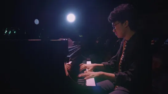 Joey Alexander - Lonely Streets