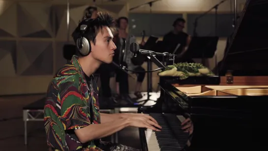 Jacob Collier - Lua (feat. MARO) [live]