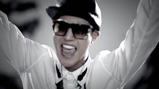 KIM HYUN JOONG 김현중 Unbreakable M-V (feat.Jay Park)