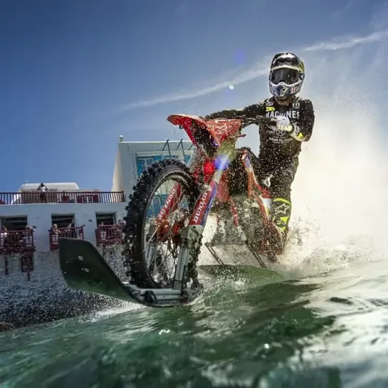 MotoSki Robbie Maddison