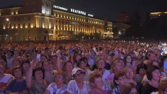 Хор Турецкого и белгородцы поют Гимн России. День города 2022