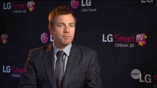 Ewan McGregor gets hot and bothered_ LG 01.05.2013