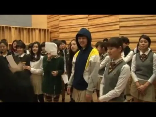 Cast of School 2013 theme song recording