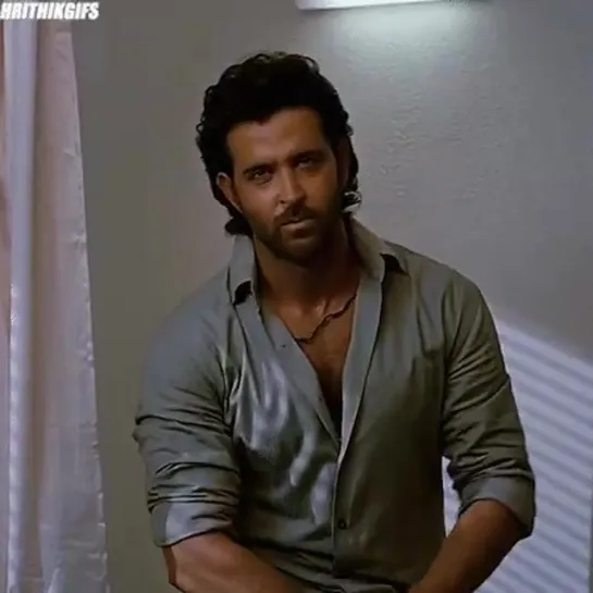 Agneepath! Hrithik Roshan as Vijay Dinanath Chauhan in Agneepath 2012