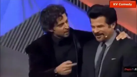 Anil Kapoor Sir Hrithik Roshans funny moment on stage in an award show - - AnilKapoor HrithikRoshan - - Link -