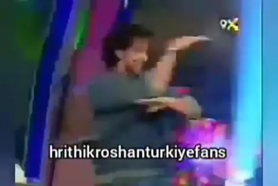 Sevgili Hrithik Roshan 'ın Krazzy 4 dansı