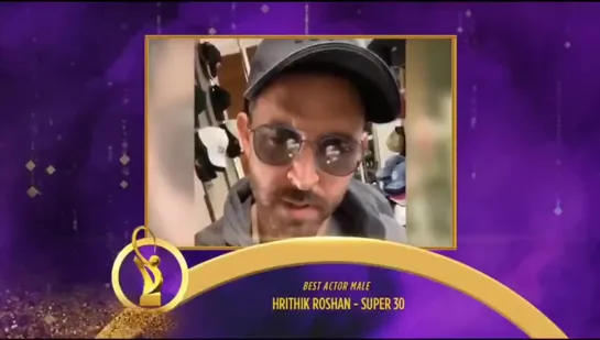 Hrithik   благодарит своего  режиссера  и  Zee Cine Awards   за награду -  Best Actor for Super 30