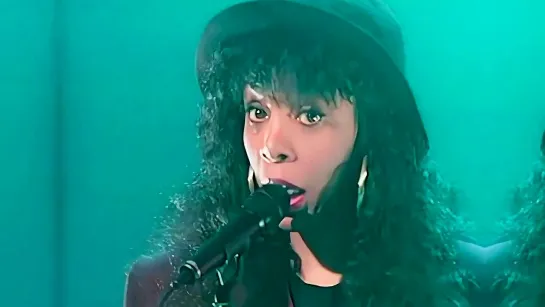 Donna Summer - I Dont Wanna Get Hurt (Top Of The Pops Edit Version) 1989