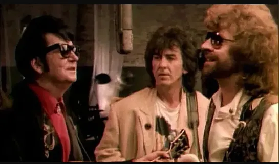 The Traveling Wilburys (George Harrison, Bob Dylan, Tom Petty, Roy Orbison, Jeff Lynne) -  Handle with Care, 1988