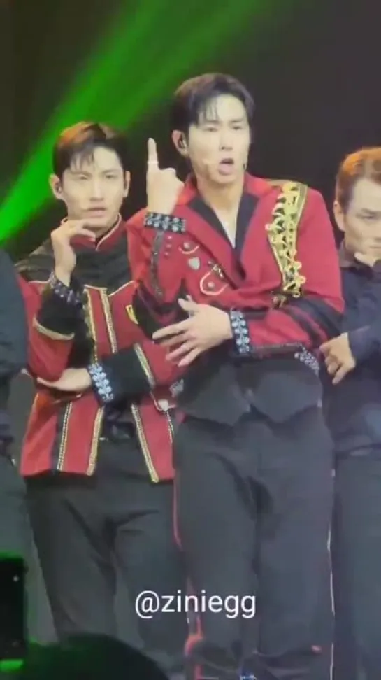 This part of Mirotic will be forever legenday - BeYou2inManila BEYOU2Manila - TVXQ