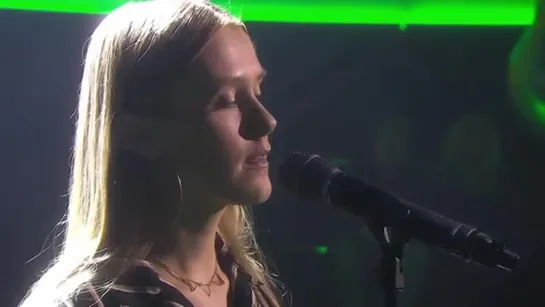 Marta (22) overrasker alle: – For en attitude! (The Voice 2019)